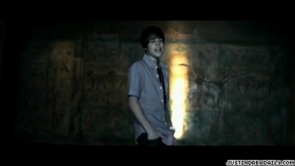 normal_video%283%29_mp4_000020270 - 0_0 Justin Bieber - Never Let You Go 0_0