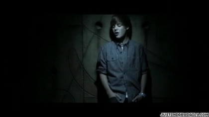 normal_video%283%29_mp4_000024232 - 0_0 Justin Bieber - Never Let You Go 0_0