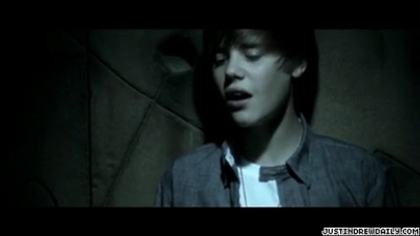 normal_video%283%29_mp4_000025942 - 0_0 Justin Bieber - Never Let You Go 0_0