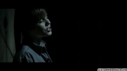 normal_video%283%29_mp4_000039289 - 0_0 Justin Bieber - Never Let You Go 0_0