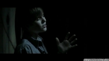 normal_video%283%29_mp4_000039873 - 0_0 Justin Bieber - Never Let You Go 0_0