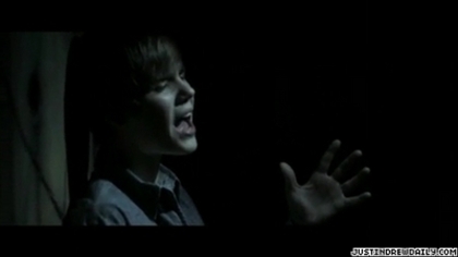 normal_video%283%29_mp4_000040790 - 0_0 Justin Bieber - Never Let You Go 0_0
