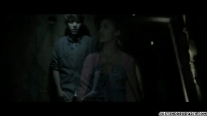 normal_video%283%29_mp4_000045170 - 0_0 Justin Bieber - Never Let You Go 0_0
