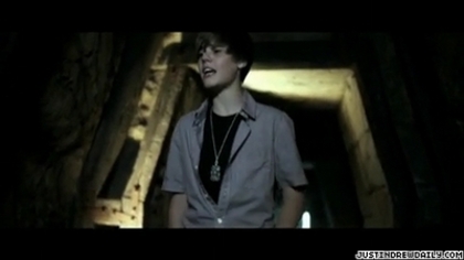 normal_video%283%29_mp4_000053553 - 0_0 Justin Bieber - Never Let You Go 0_0