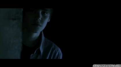 normal_video%283%29_mp4_000058099 - 0_0 Justin Bieber - Never Let You Go 0_0