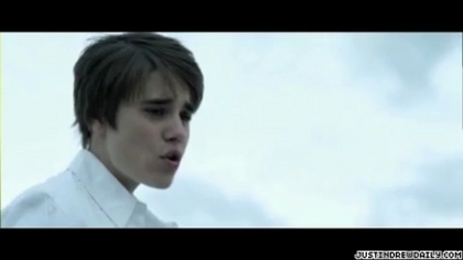 normal_video%283%29_mp4_000093468 - 0_0 Justin Bieber - Never Let You Go 0_0