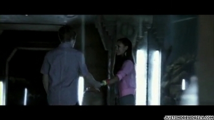 normal_video%283%29_mp4_000098181 - 0_0 Justin Bieber - Never Let You Go 0_0