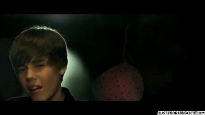 normal_video%283%29_mp4_000175675 - 0_0 Justin Bieber - Never Let You Go 0_0