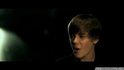normal_video%283%29_mp4_000184726 - 0_0 Justin Bieber - Never Let You Go 0_0