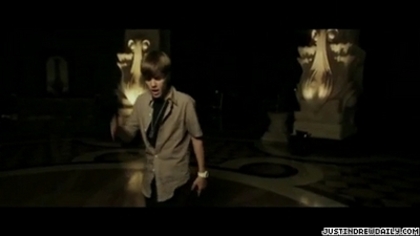 normal_video%283%29_mp4_000192066 - 0_0 Justin Bieber - Never Let You Go 0_0