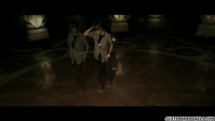 normal_video%283%29_mp4_000193943 - 0_0 Justin Bieber - Never Let You Go 0_0