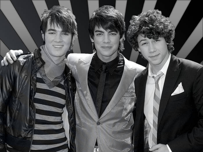 CLCPXCIWAITJJPYFJFI - Jonas Brothers