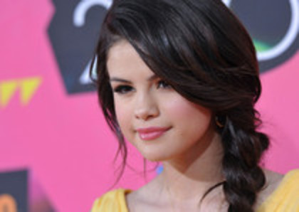 t - Kids Choice Award 2010-Selena Gomez