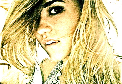 2wmhsfs - Emily Osment