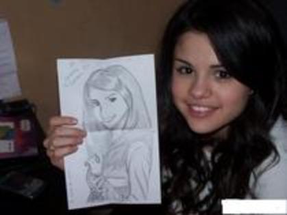 YGBTQHWWAYYQHBDBFXG - 0-poze rare miley selena ashley si demi-0