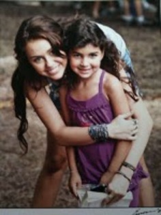 miley cu un mareb fan - album pt stefania0103