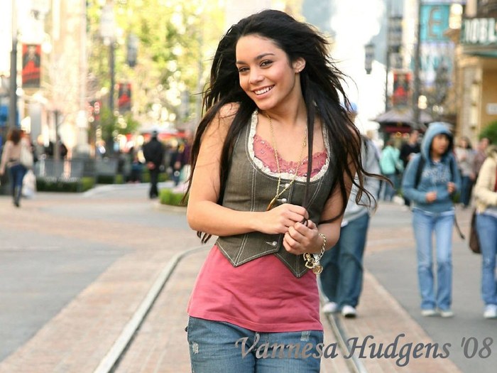 jj5ws2 - Vanessa Hudgens
