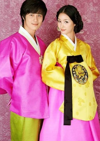 Pentru cupluri - Hanbokul Costumul traditional coreean