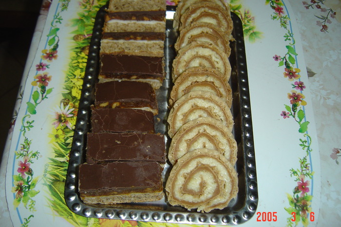 rulada cu foi de napolitane - sarbatoarea pastelui in 2010