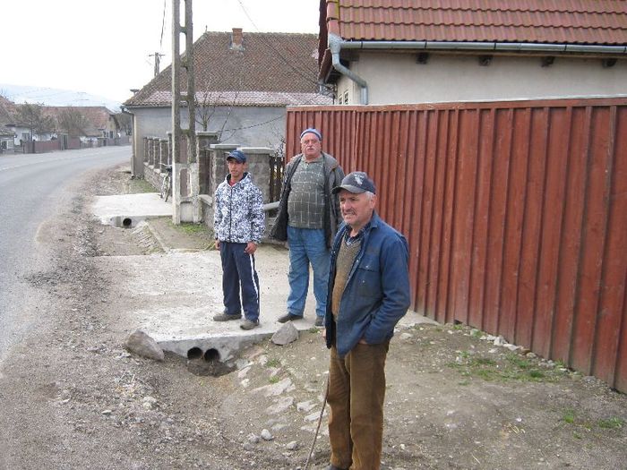 Husvet- Jozsika -tata es miklos - 1animale ce cresc alatok a mit most tartok