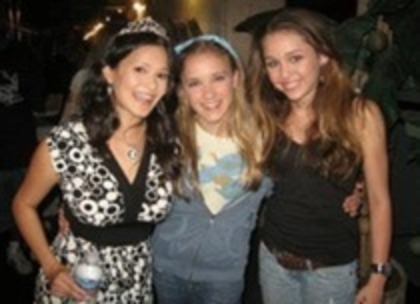 11290279_UGNNXDWCG - miley poze rare