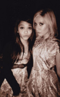 11321689_AHYSHONUC - ashley tisdale