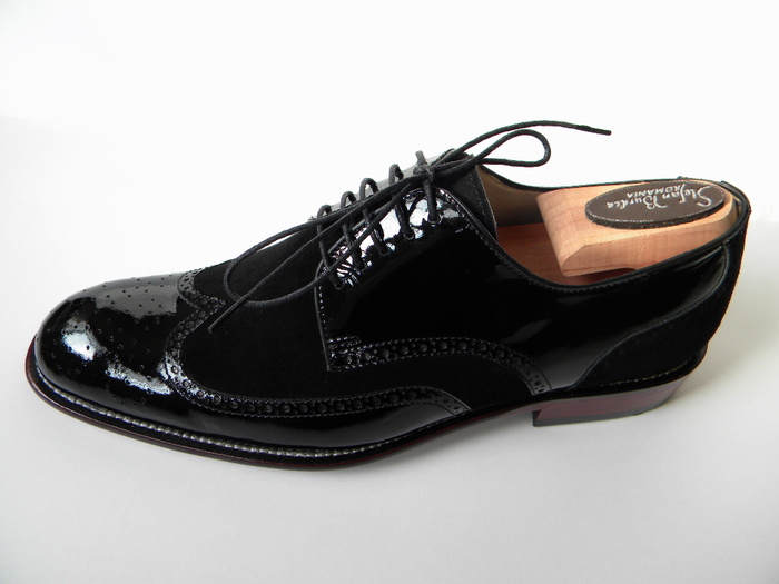 pantofi.clasic.derby.lac; Handmade shoes.Pantofi barbati lucrati manual.
WWW:STEFABURDEA:RO
