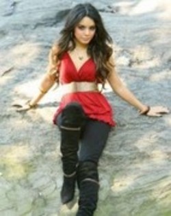 MYDYDJOLLNAHRENNFKP - vanessa hudgens