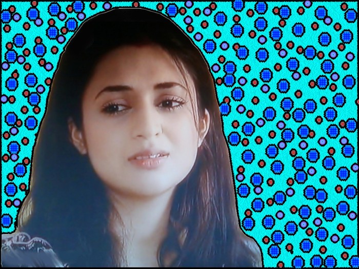 2dr813r - Divyanka Tripathi