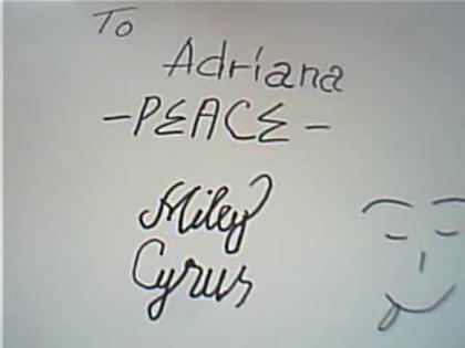 cea mai happy - Autograf Miley Cyrus pentru mine