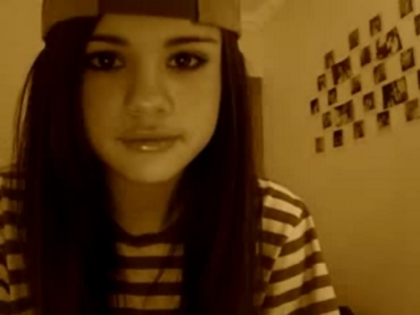 demi_Lovato_and_Selena_Gomez_vlog_happy_b_day_01