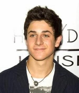 David_Henrie_1265268184_1 - david henrie