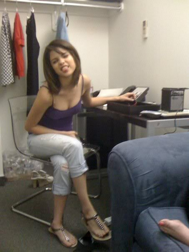~selena~ (215)