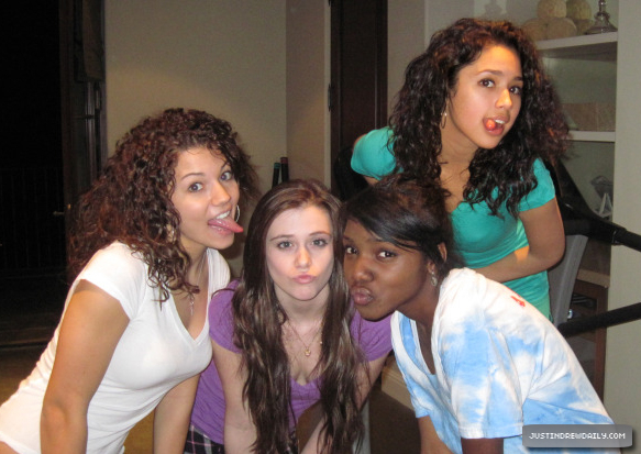  - xX Justin Party Xx