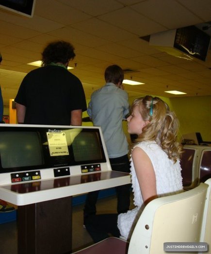  - xX Justin Party Xx