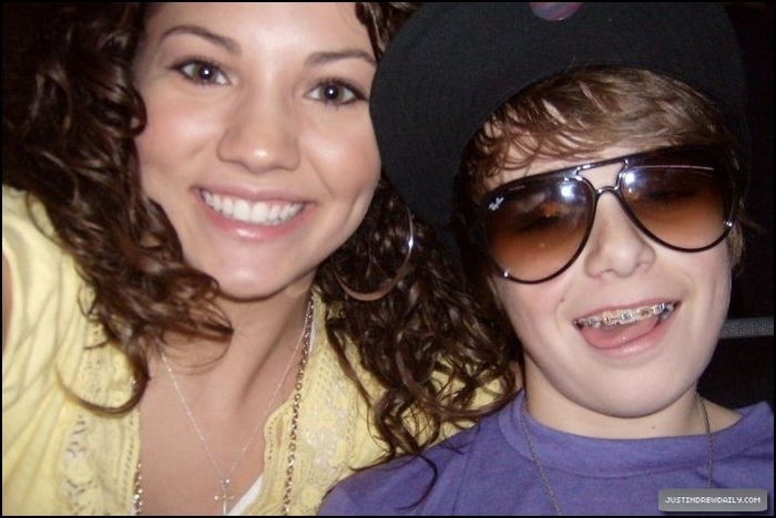  - xX Justin Party Xx