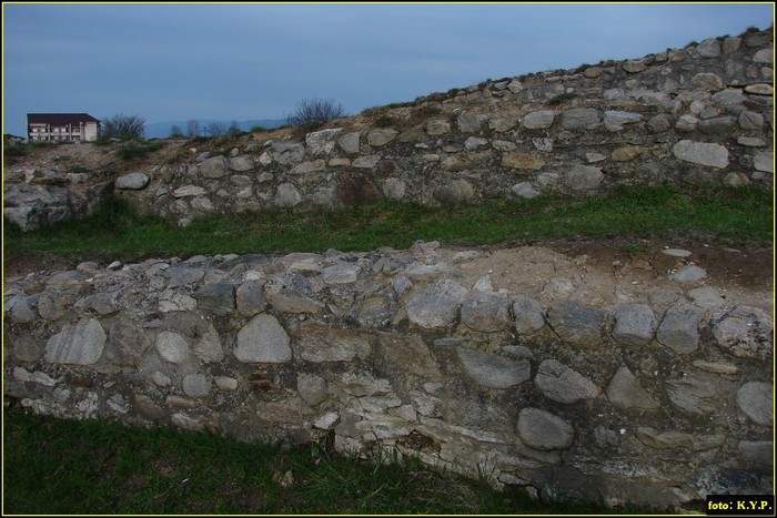 DSC02859 - Cetatea Sarmisegetuza Ulpia Traiana 04-04-2010