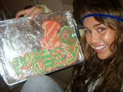 ANVADDFNWUPCJJINLYM - aaa- poze super rare miley -aaaa