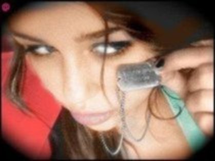 CKGJLGQDZDUFLDUURGU - aaa- poze super rare miley -aaaa
