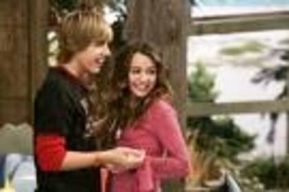 e - Miley Cyrus And Jake Ryan