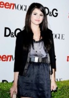 XVJQQLZSKYZNPUJVBRI - Selena Gomez va juca in filmul The Seven Rays