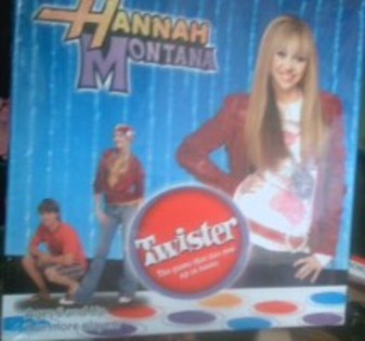 joc hannah - ce lucruri avem noi doua cu hannah montana