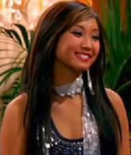 IBZCLLHUBKUNRIEBZCJ - brenda song