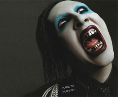 1253735129-marilyn-manson_000784_mainpicture - marilyn manson