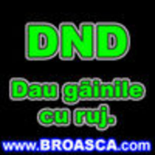 thumb_avatare_poze_dnd_dau_gainile_cu_ruj