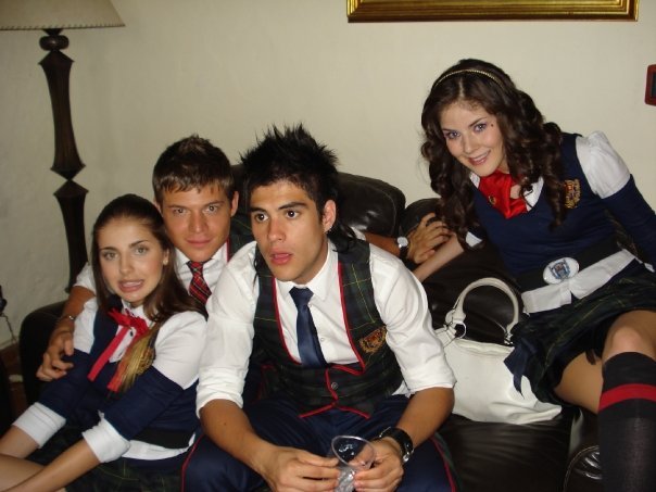 5335_1025486137222_1827353521_52709_2211366_n