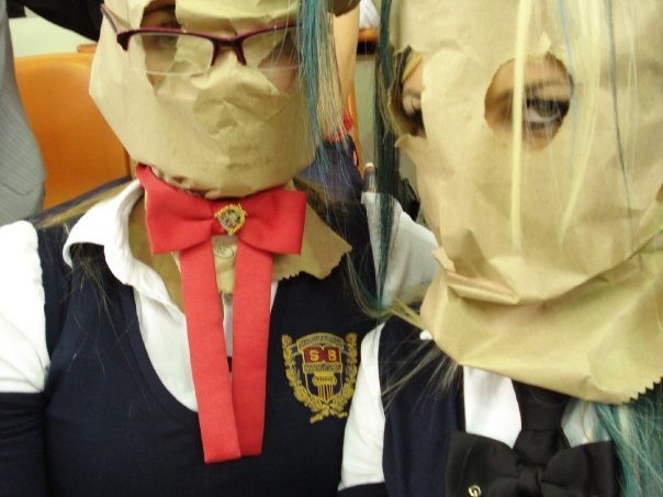 5335_1025486977243_1827353521_52730_278656_n