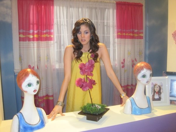 6016_1027853676905_1842235422_61728_6866087_n