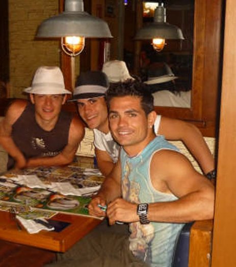 6411_100482939964120_100000072432266_10591_3998045_n - cameleonii-camaleones