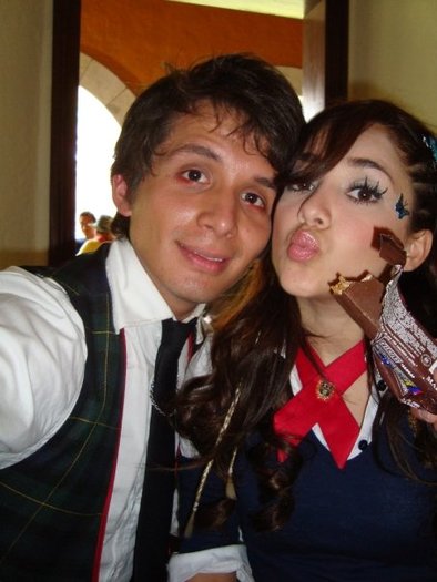 7322_1052360007823_1790483681_113953_1976772_n - cameleonii-camaleones